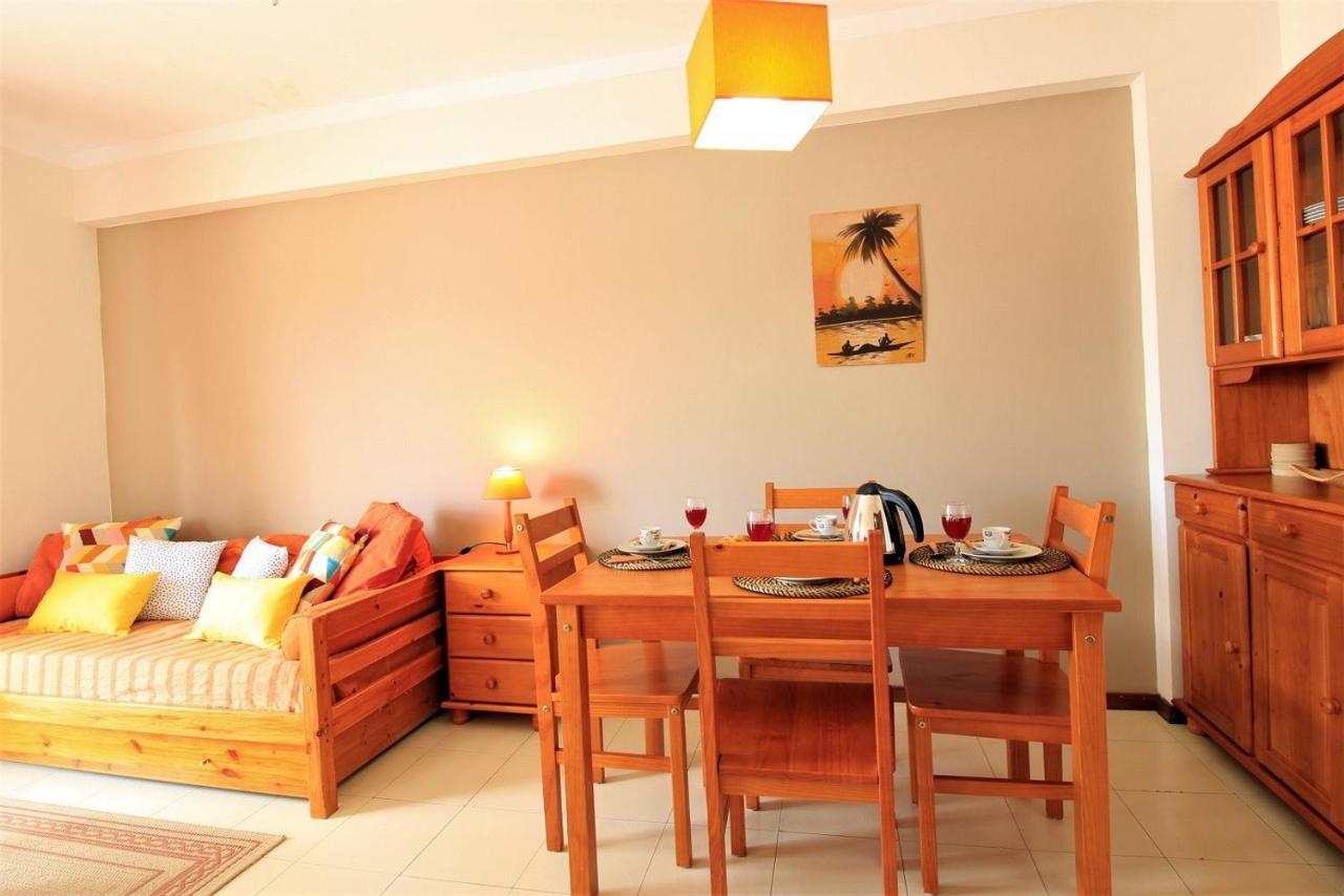 Portimao Classic With Pool By Homing Apartment Алвор Екстериор снимка