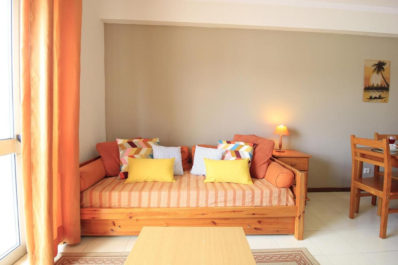 Portimao Classic With Pool By Homing Apartment Алвор Екстериор снимка