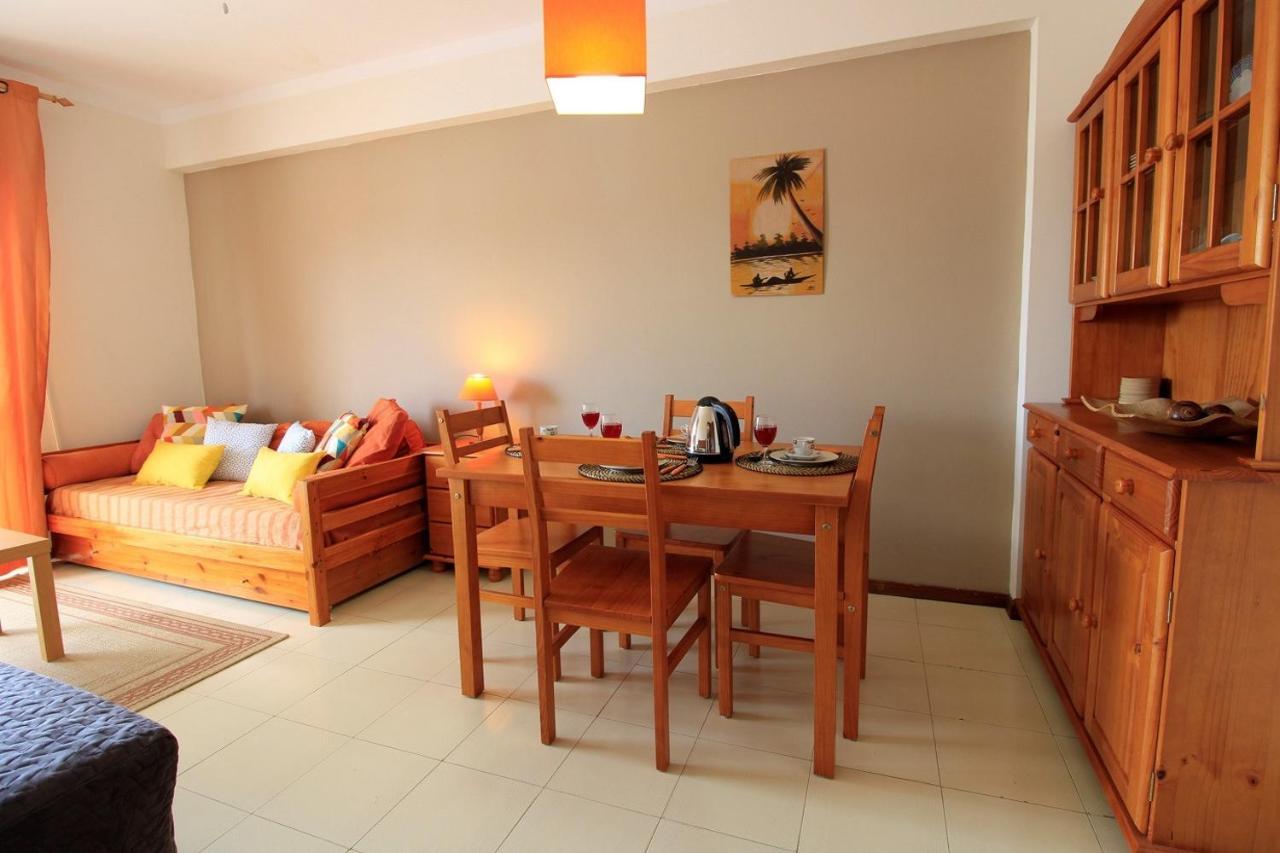 Portimao Classic With Pool By Homing Apartment Алвор Екстериор снимка