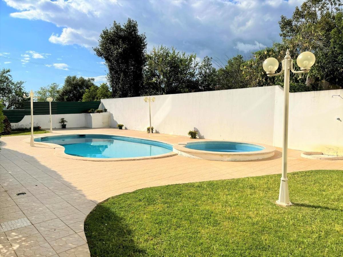 Portimao Classic With Pool By Homing Apartment Алвор Екстериор снимка